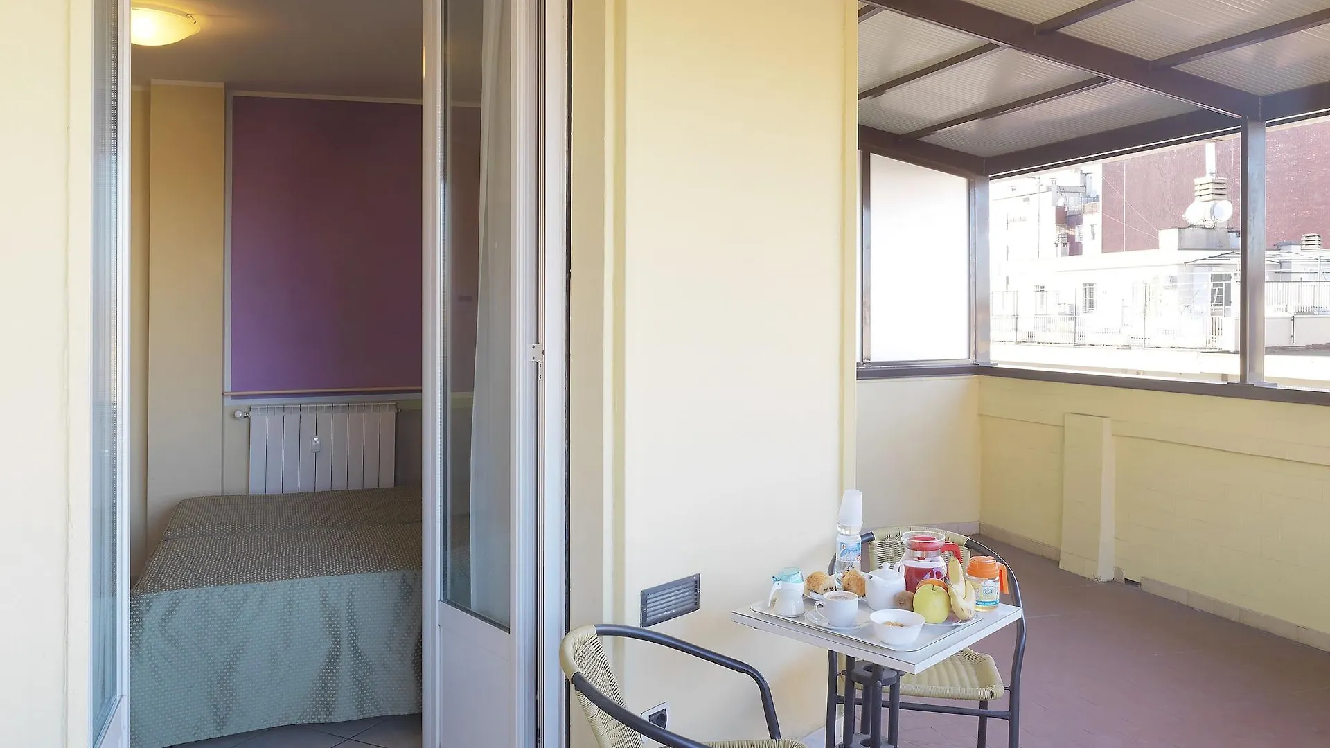 Hotel Arco Romana Milan 3*,