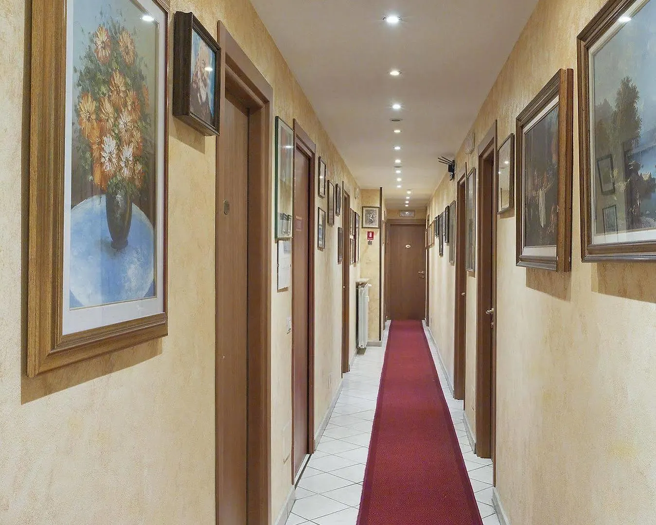 Hotel Arco Romana Milan 3*,  Italy
